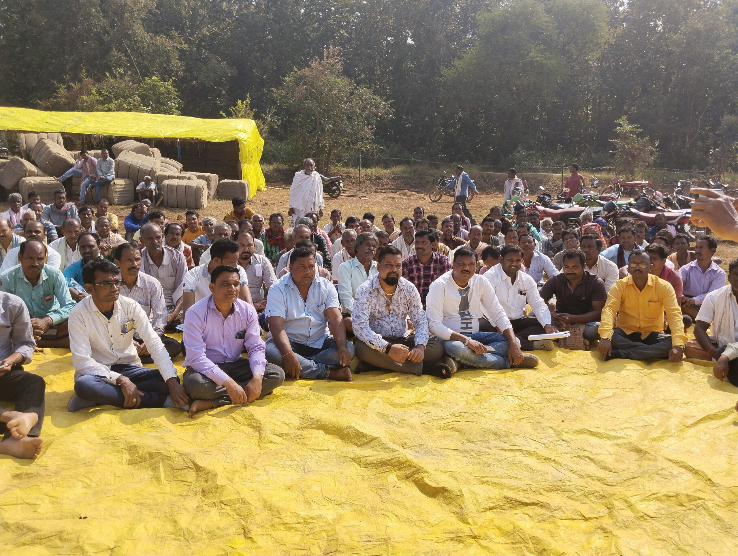 किसानों का नाम एन आई सी में आन लाईन नहीं । किसान करेंगे३० तारीख को चक्का जाम ।
