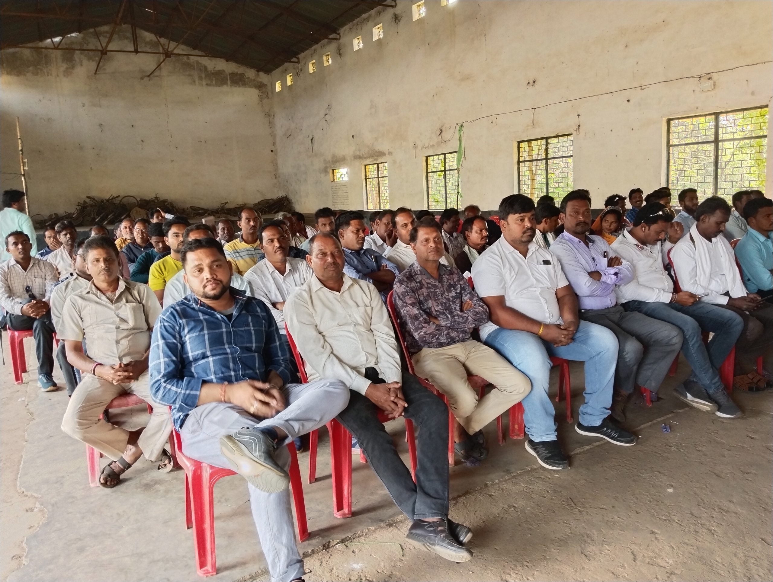 भेंट -मुलाकात कार्यक्रम को लेकर अनुसूचित जाति विकास प्राधिकरण उपाध्यक्ष ने ली बैठक ।